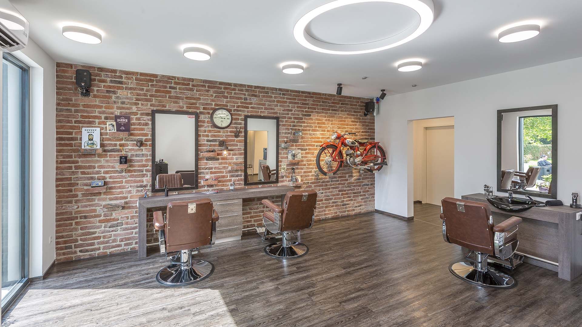 Cut & Coffee | Einbeck