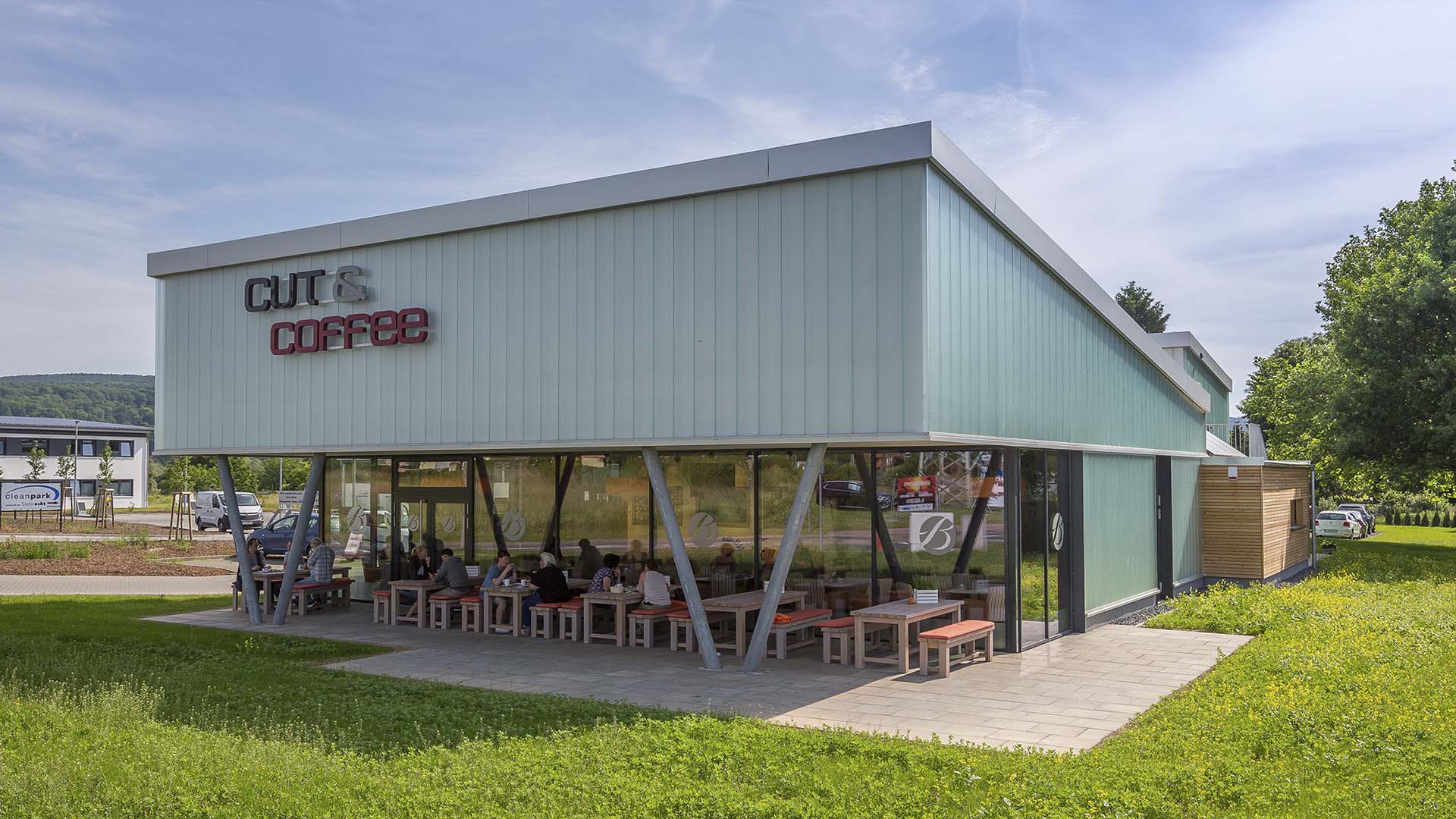 Cut & Coffee | Einbeck